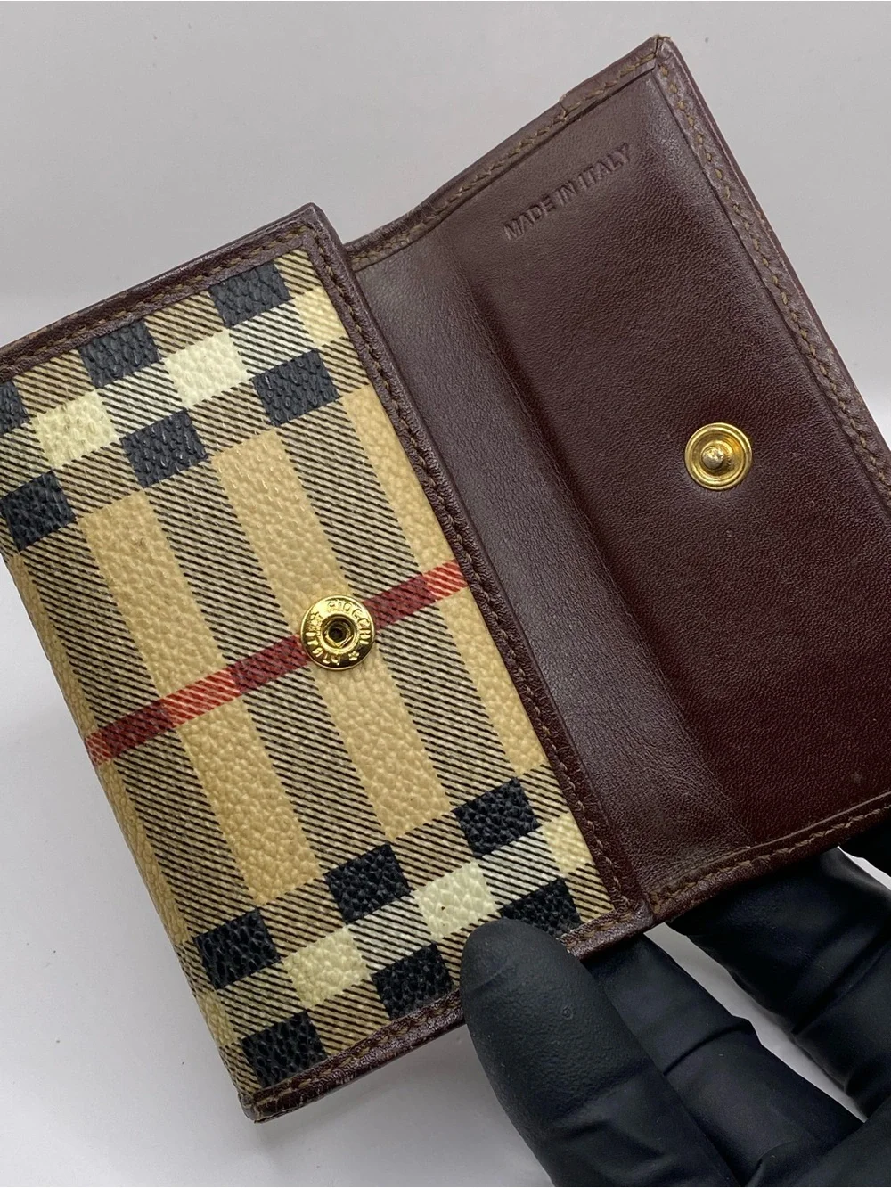 Vintage Burberry nova check 6 key holder